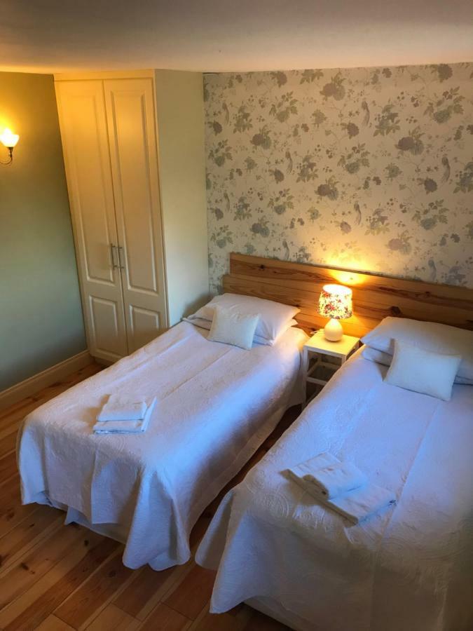 A Selection Of Self Catering Holiday Homes At Kilcloon Cottages Мейнут Екстер'єр фото